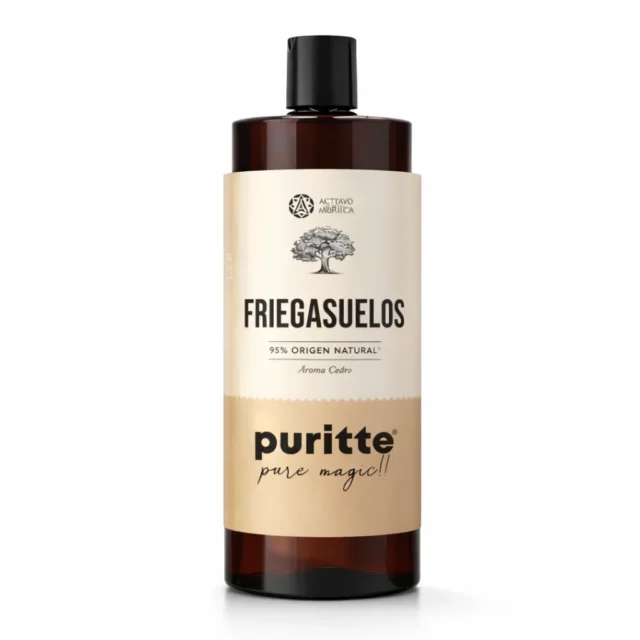 Nettoyant Sols naturel Puritte parfum cèdre en flacon ambré, 95 % d’origine naturelle